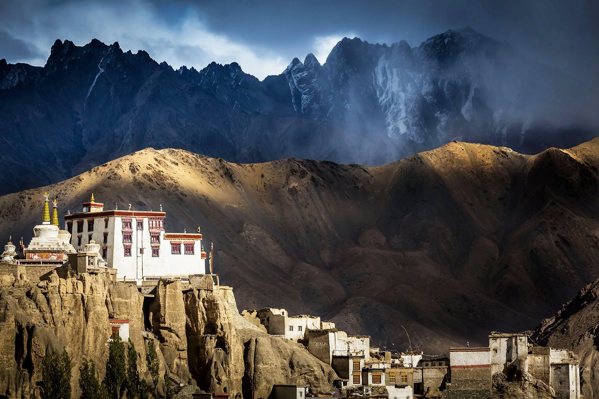 Lamayuru kolostora az indiai Himalájában, Ladakh, India