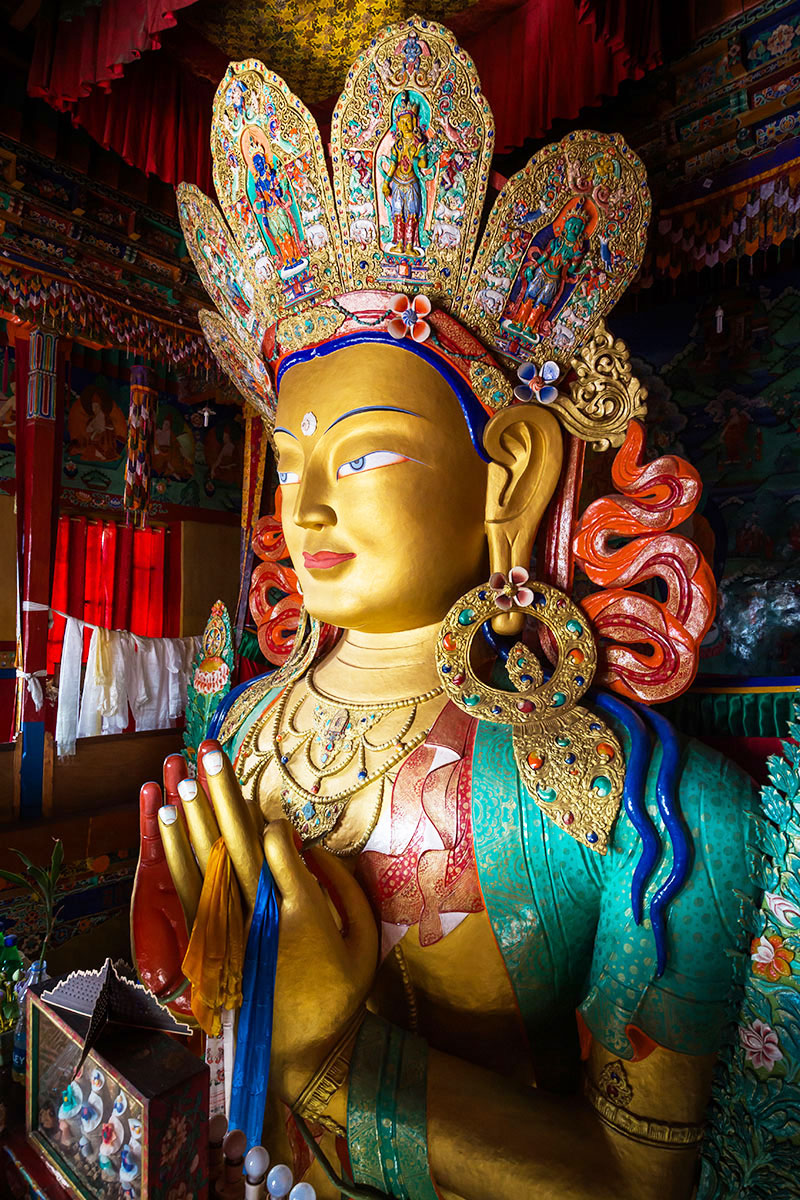 Az eljövendő Buddha óriás szobra a Thiksey buddhista kolosto