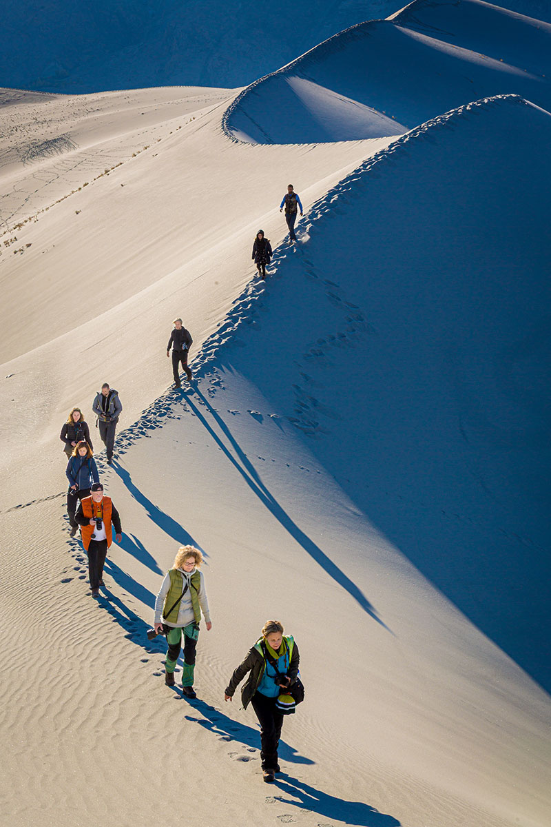 fotó: KINFotósok sora az Észak Pakisztáni Sarfaranga sivatagbanCSESKAMERA – Szabó Zoltán