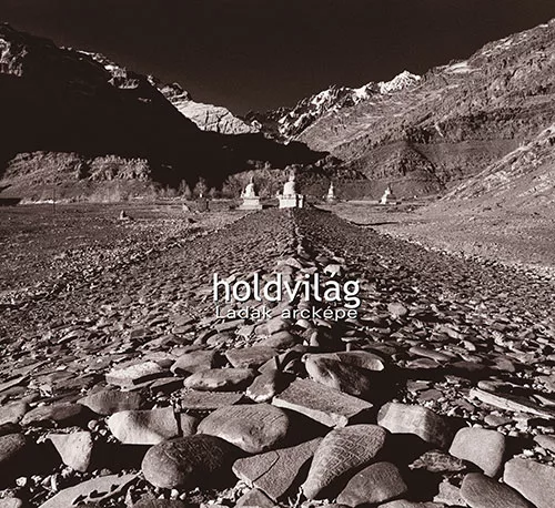 Szabó Zoltán fotográfus: Holdvilág Ladakh arcképe könyv