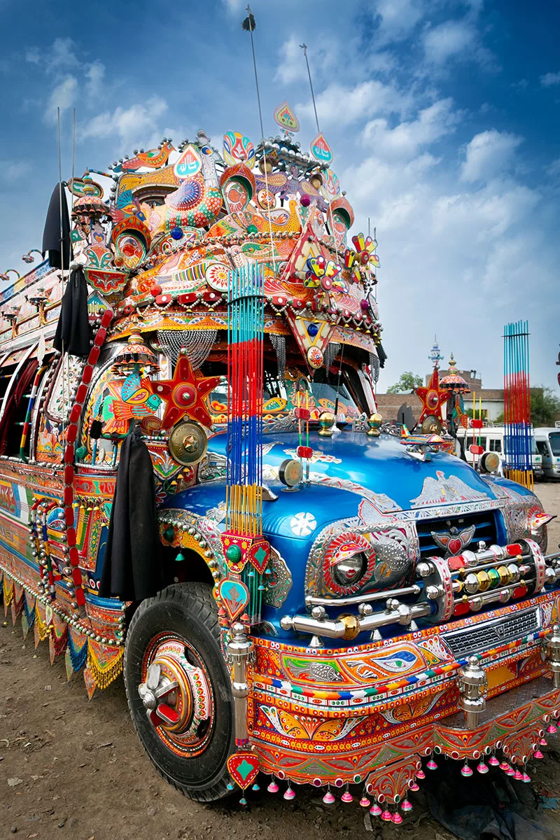 Peshawar, bus station