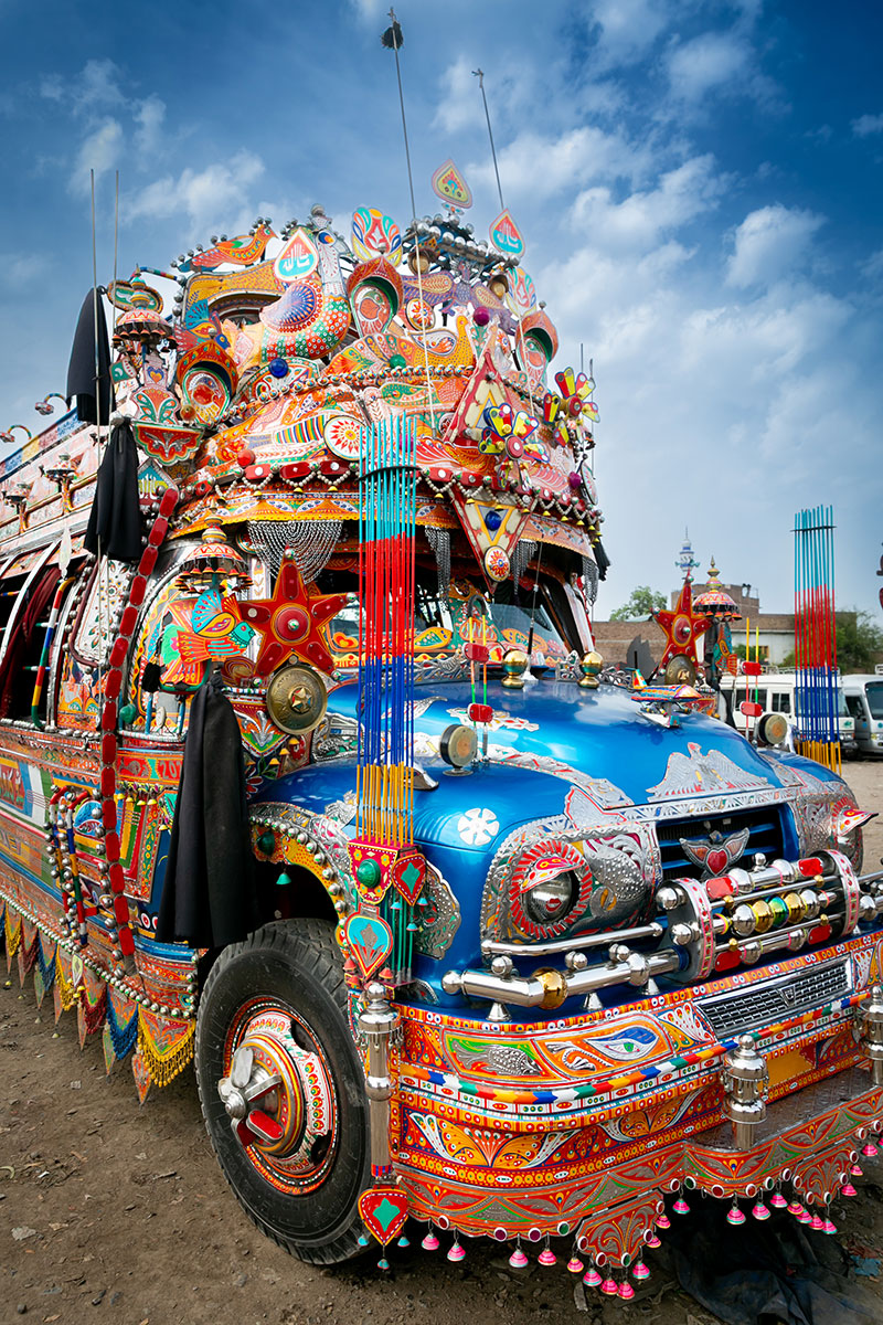 Peshawar, bus station