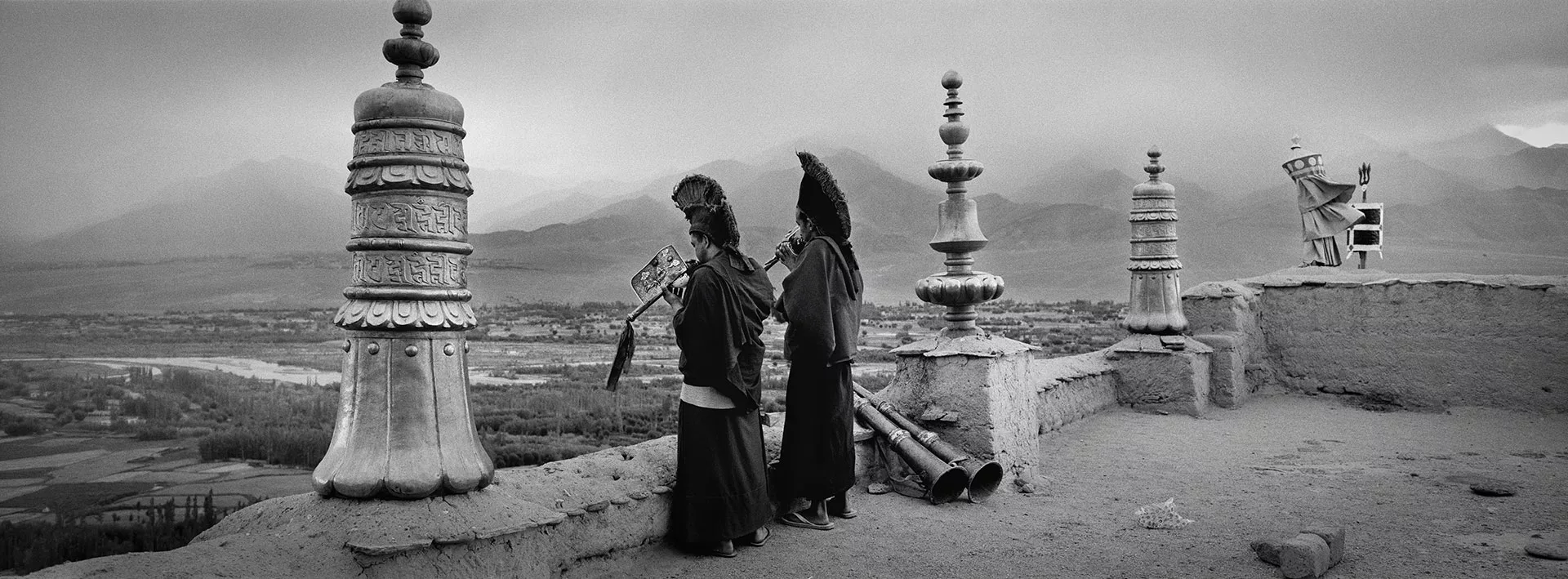 Ladakh, India, Tibet, Thikse kolostor, buddhista szerzetesek