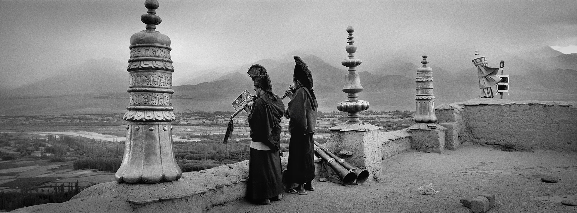 Ladakh, India, Tibet, Thikse kolostor, buddhista szerzetesek