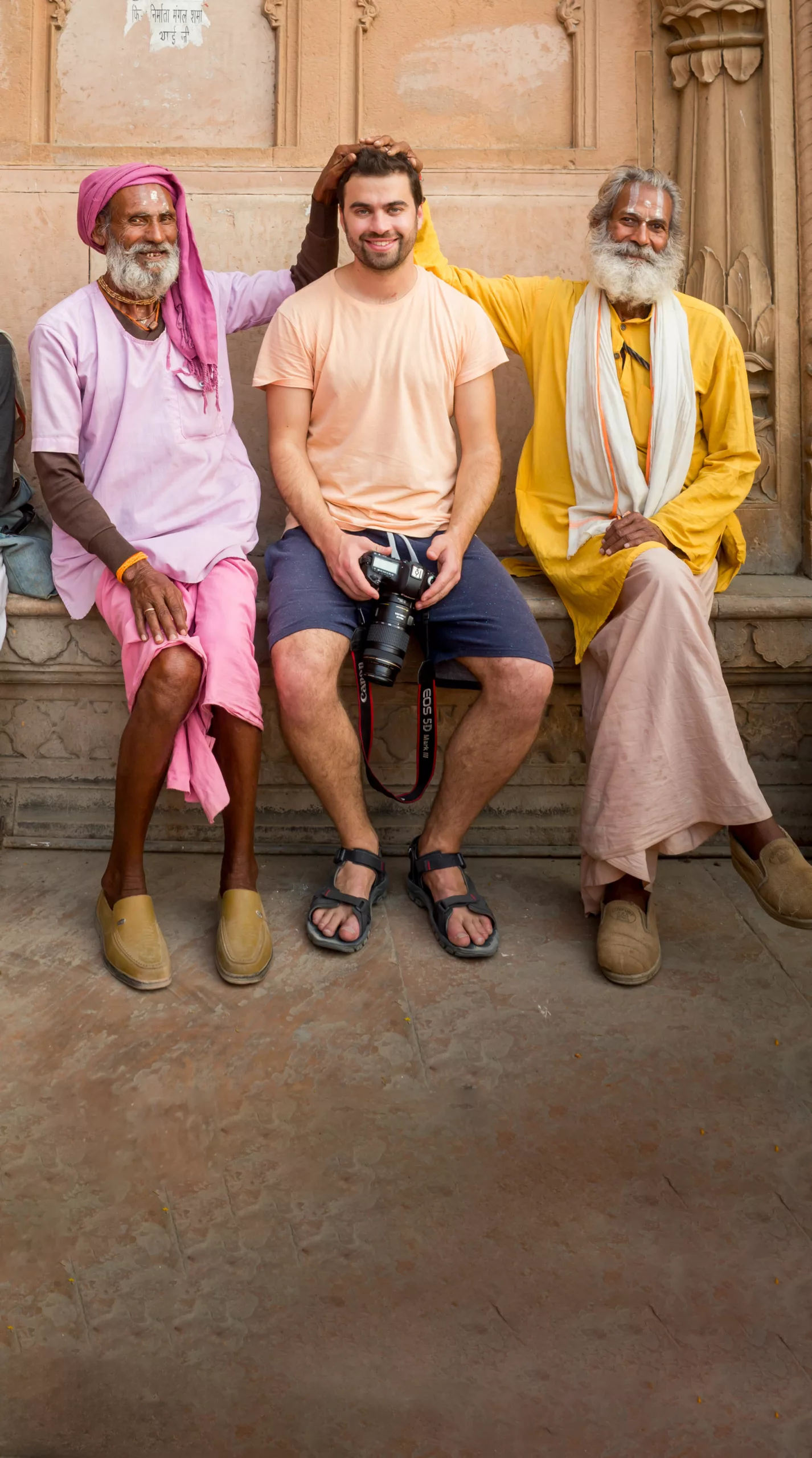 Kocsány Kornél fotográfus, a Kincseskamera túravezetője hin