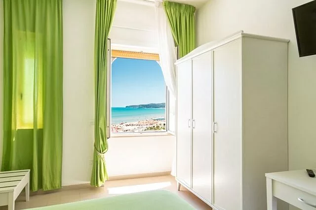 HOTEL FALCONE  szoba Vieste